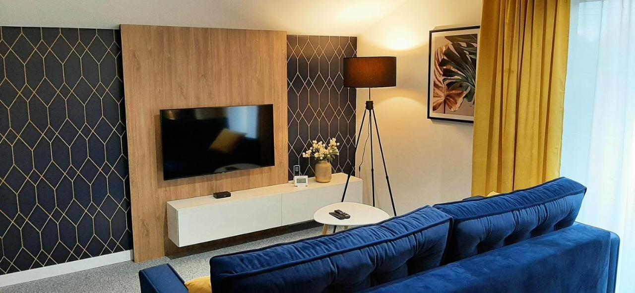 Apartament Willa Pod Sosnami Zator Przeciszow Exterior foto